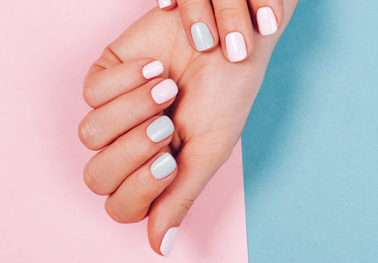How to remove the do-it-yourself semi-permanent nail polish, without damaging your nails